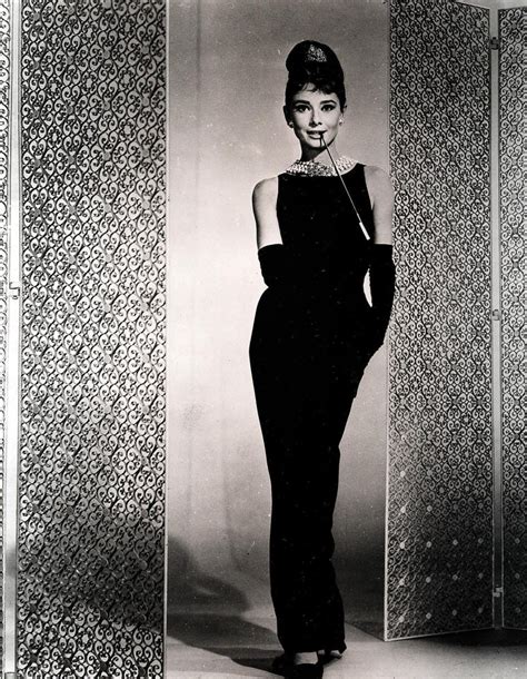 hepburn's iconic givenchy dress breakfast at tiffany's|audrey hepburn dress history.